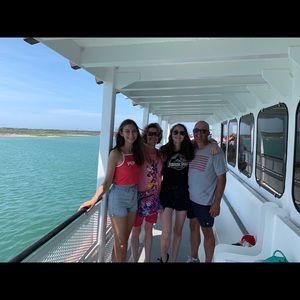 Meet your Posher, Stacey